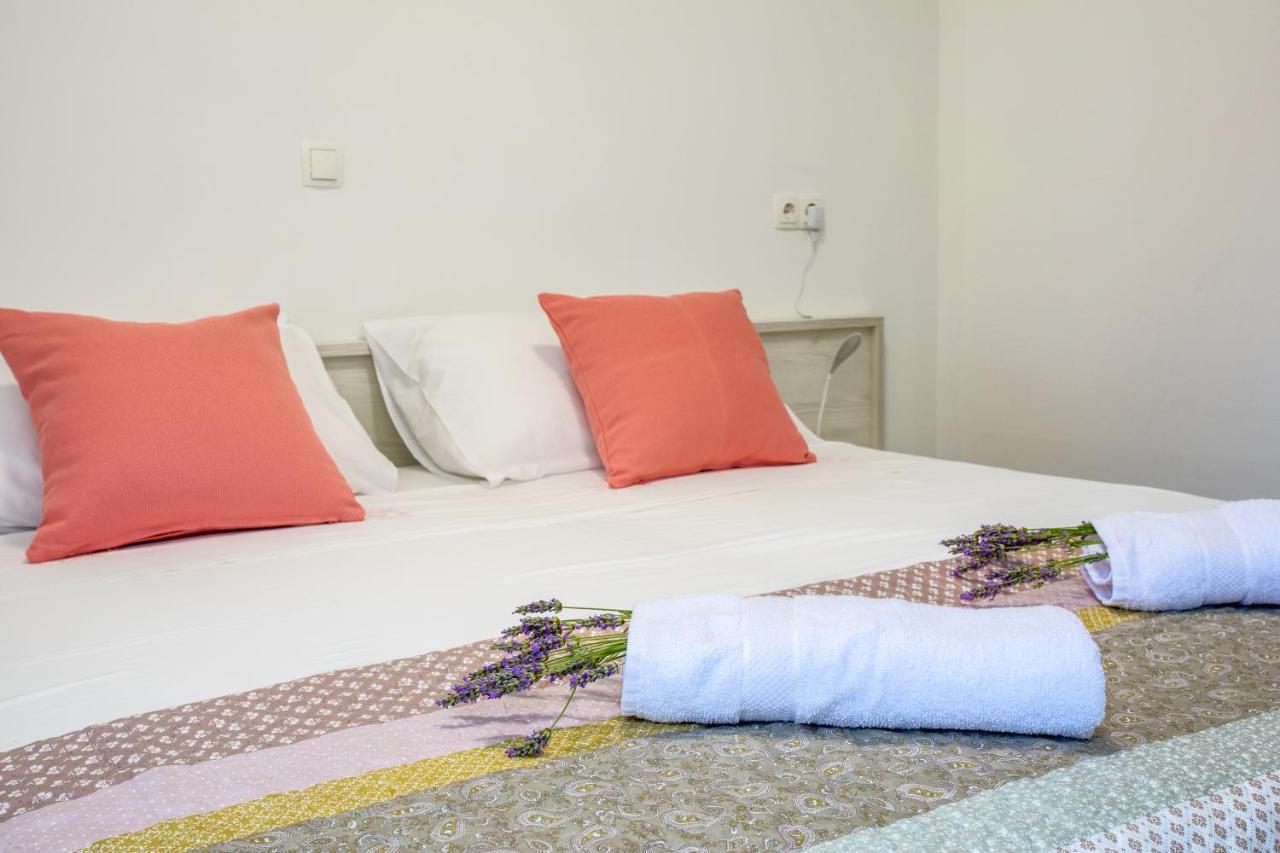 Apartments Luksa - Zf Hvar Hvar Town Kültér fotó
