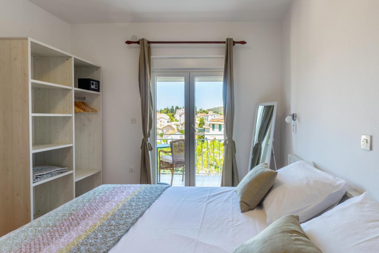 Apartments Luksa - Zf Hvar Hvar Town Kültér fotó