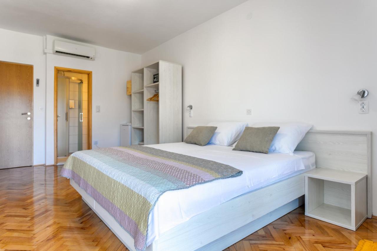 Apartments Luksa - Zf Hvar Hvar Town Kültér fotó