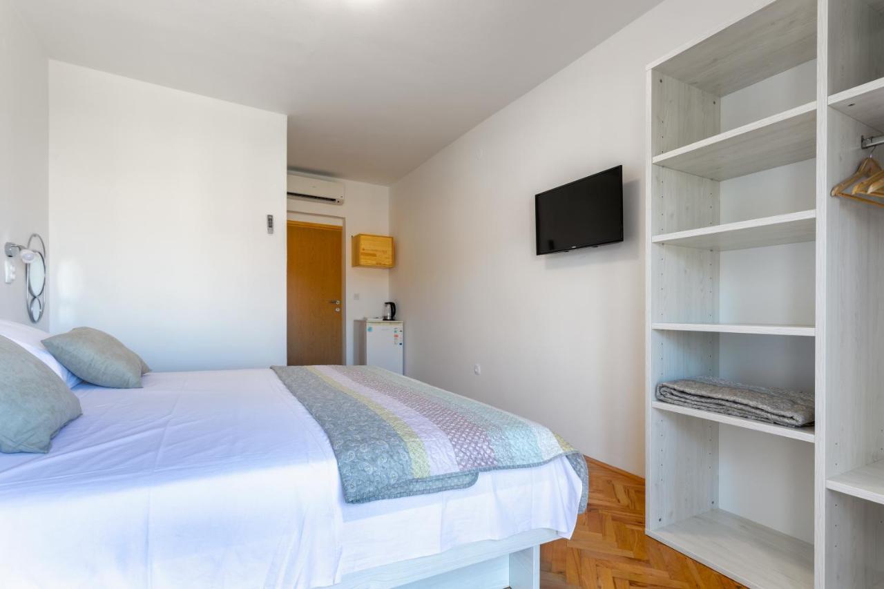 Apartments Luksa - Zf Hvar Hvar Town Kültér fotó