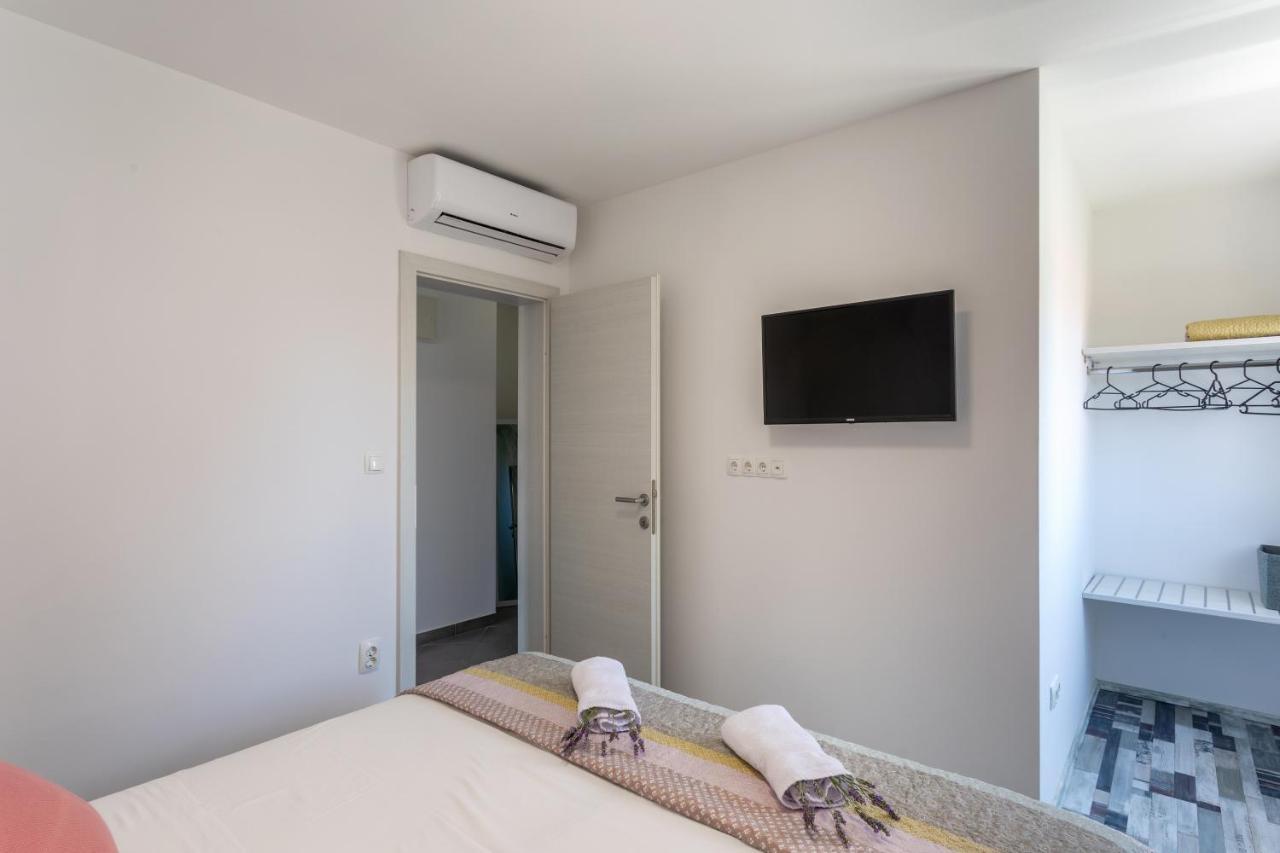Apartments Luksa - Zf Hvar Hvar Town Kültér fotó