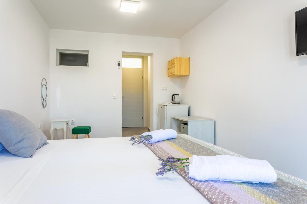 Apartments Luksa - Zf Hvar Hvar Town Kültér fotó